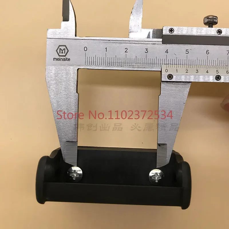 10 pieces Excavator accessories Sany SY55/60/75 special original factory glass buckle excavator cab supplies buckle Daquan