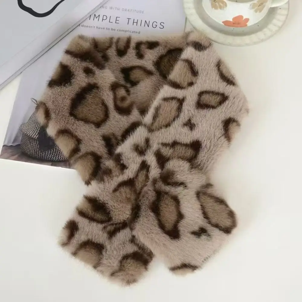 かわいい厚手の暖かいヒョウ柄スカーフソフトフェイクラビットファーぬいぐるみスカーフ防風フェイクカラーフォックススカーフ冬シーズン