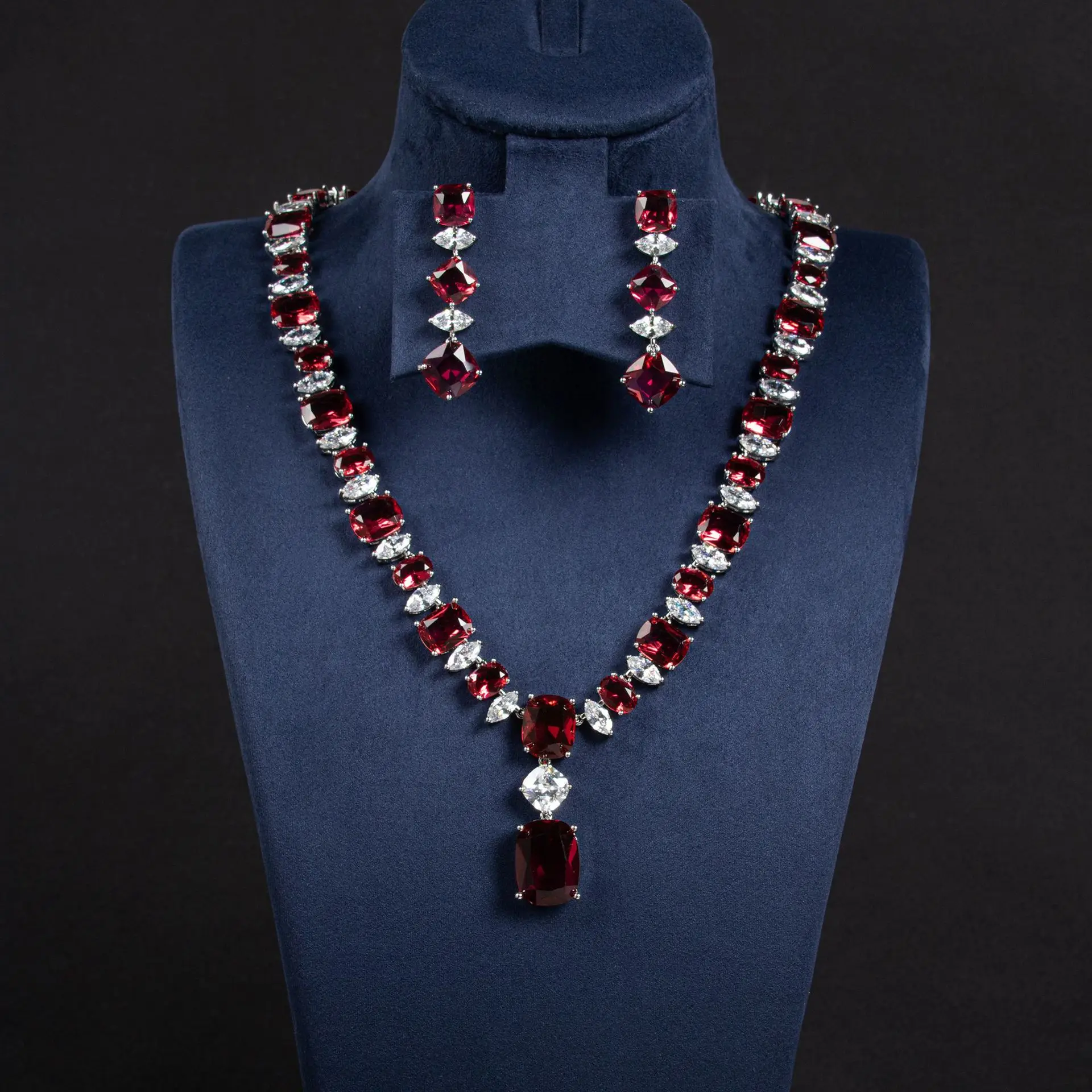 

Women's Colored Zircon Earrings and Necklace for Dress and Wedding Accessories