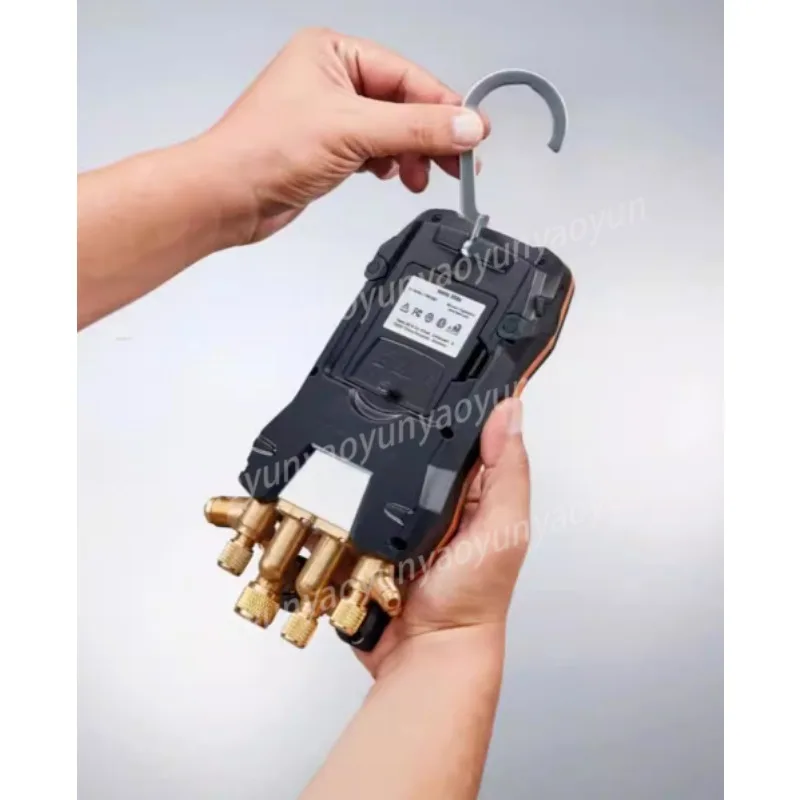 Advantage Supply Testo 558s Electronic Refrigerant Meter - with Four-way Valve Block and Display