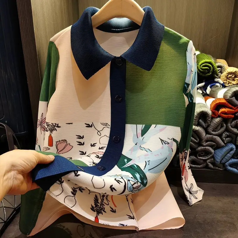 Pleated  shirt new long-sleeved fashion color matching printed versatile and thin jacket women's loose single-breasted top