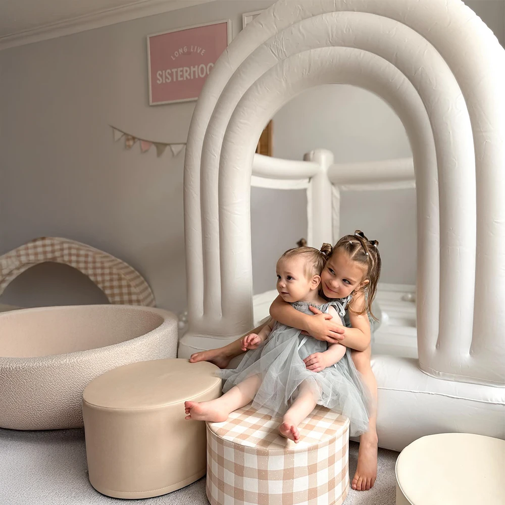 Aufblasbares Springhaus für Kinder, Regenbogen-Hüpfhaus, Geburtstagsgeschenk, Mini-aufblasbares Schloss für Kinder, PVC, integrierte Luftpumpe