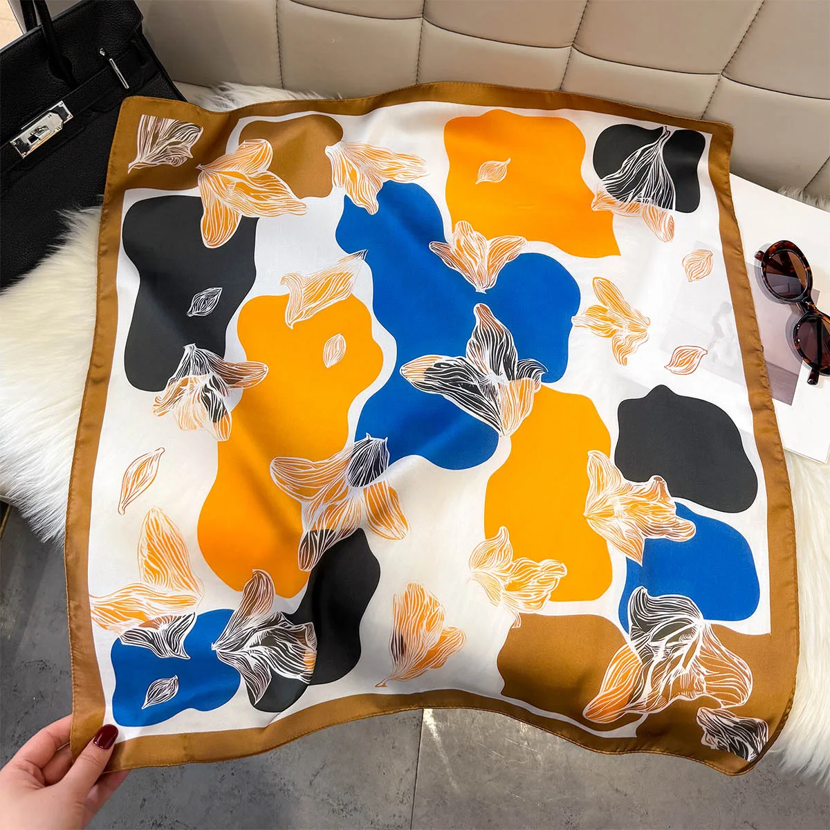 

Luxury Plant-printed Silk Scarf Women Elegant Versatile Headwear Bag Clothing Accessories Square Scarf Sun Protection Wrap Shawl