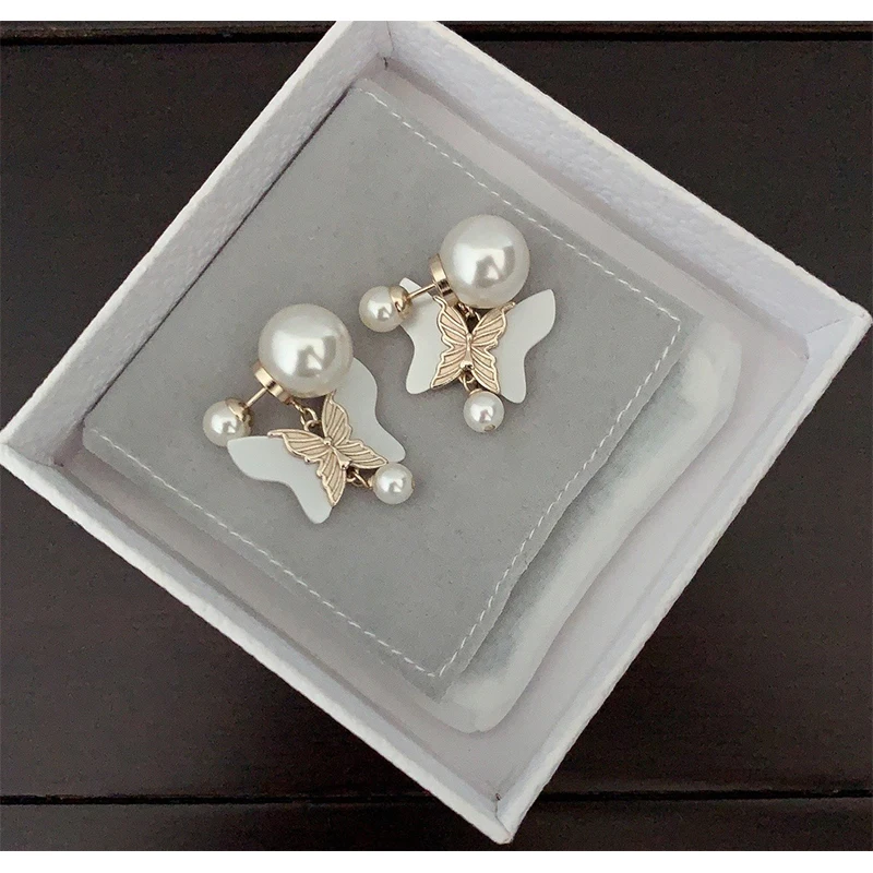 Popular designer style pearl high-quality earrings for women's European jewelry party trend