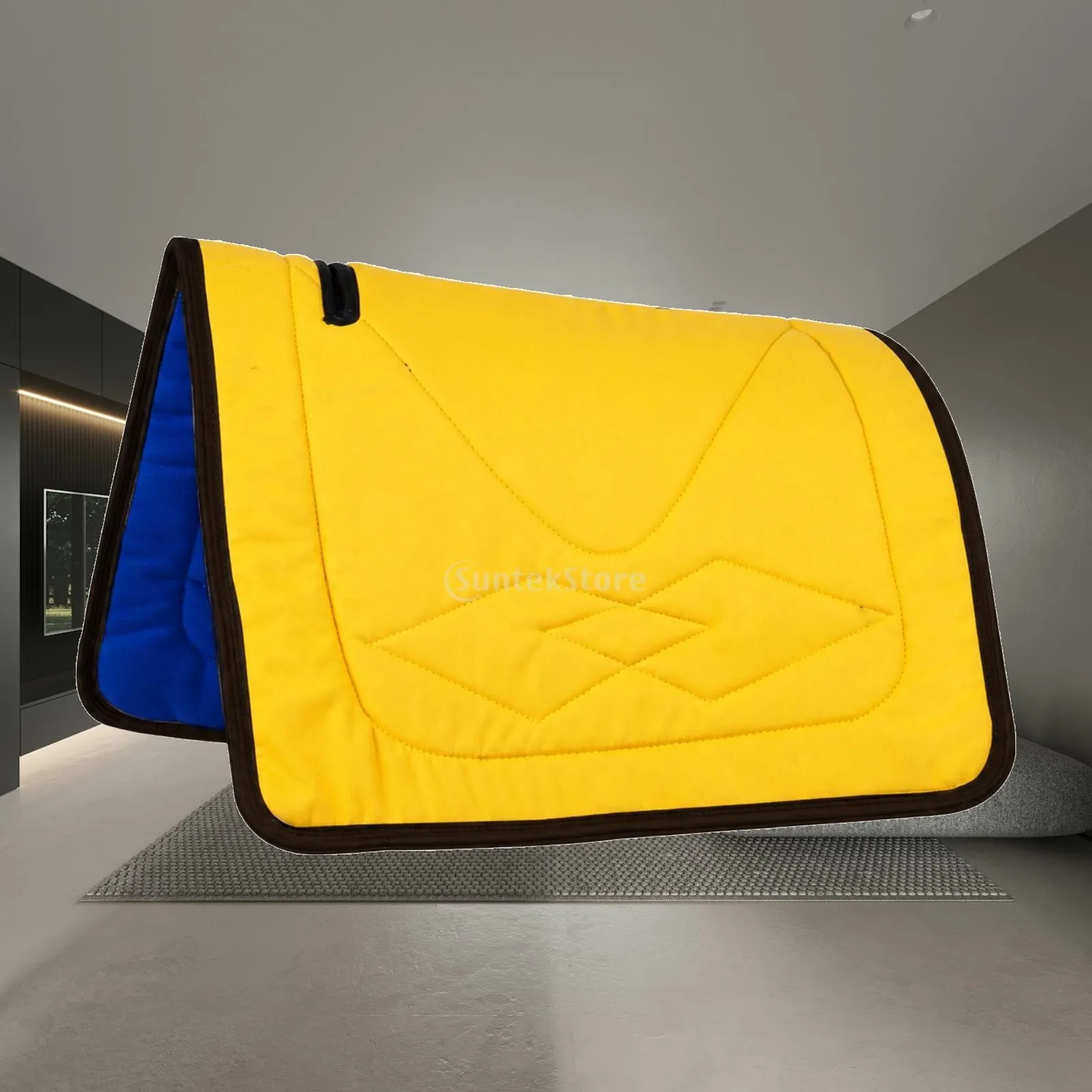 tapis-de-selle-de-qualite-superieure-ajustement-sur-profile-elegant-pour-les-cavaliers-l'entrainement-et-les-promenades-a-cheval