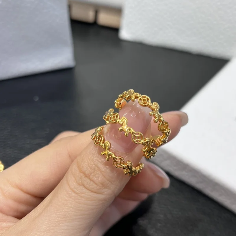 

LABB Real 18K Golden Horse Ring Au750 Copper Coin niche fashion minimalist ring women's boutique jewelry gift R0061