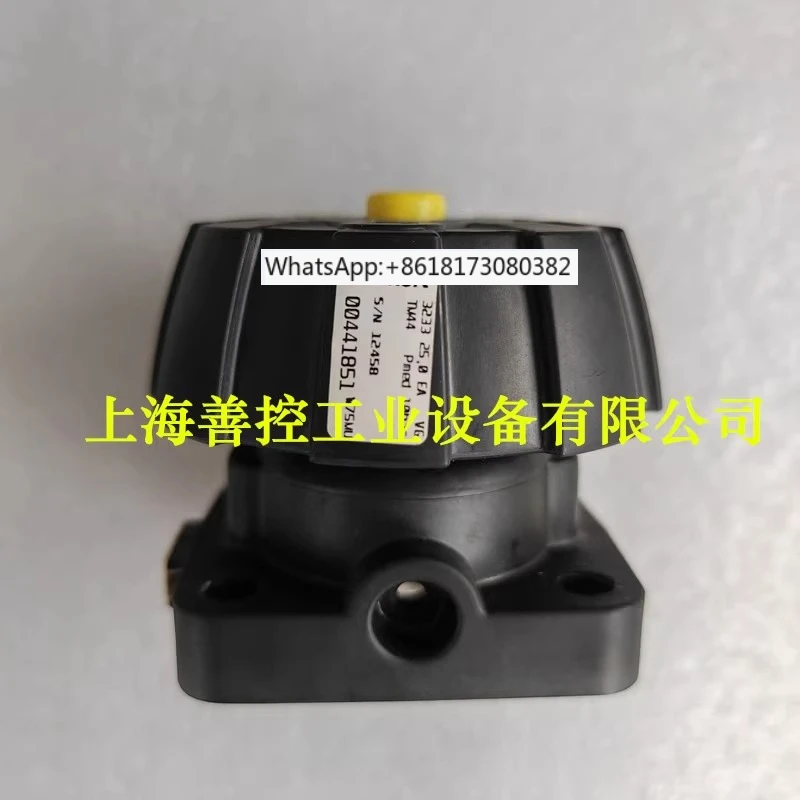 3232 Manual Diaphra…