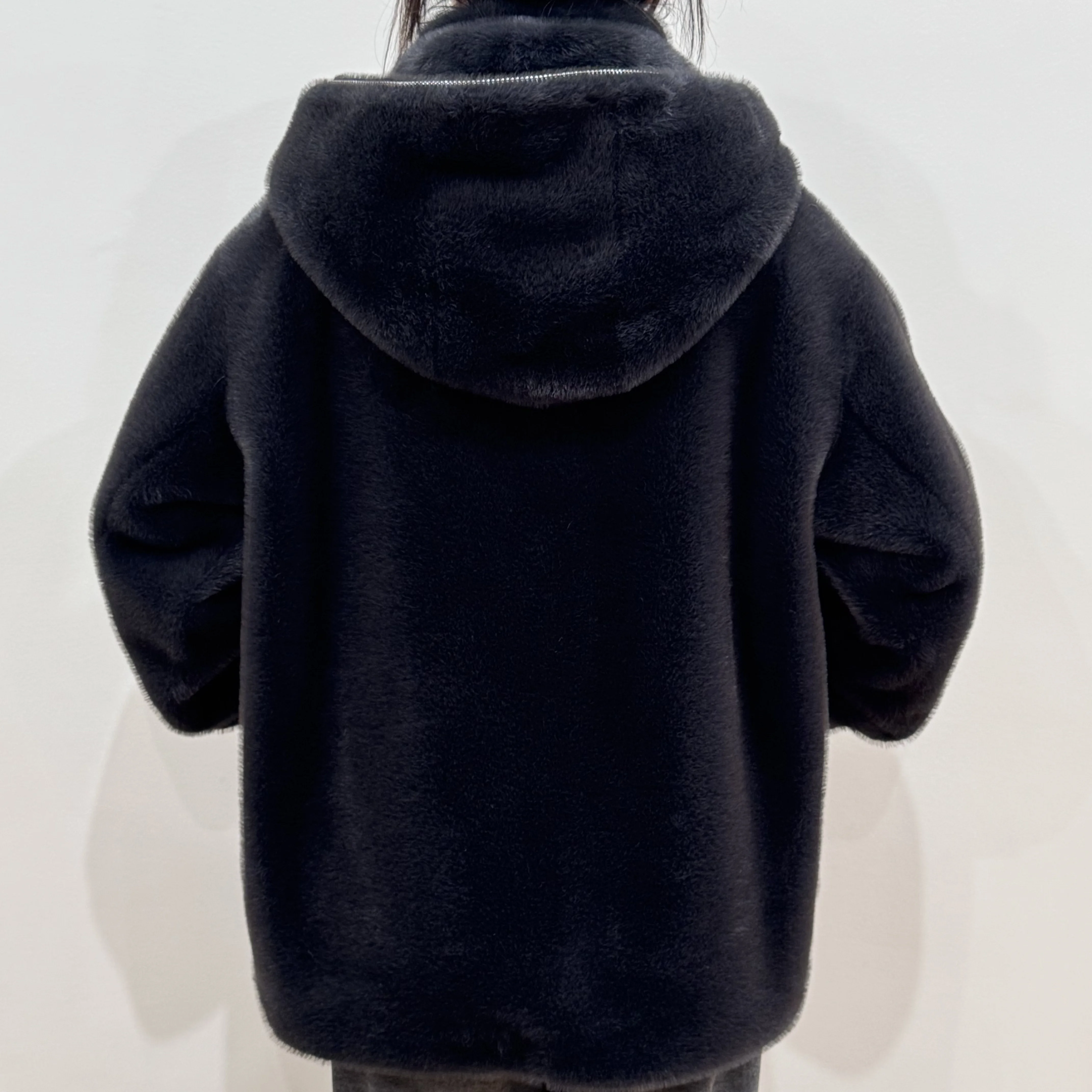 Bo cui Winter-Damen-Casual-Mode-Kunstpelzjacke mit Kapuzenreißverschluss-Design, vielseitiges, lockeres und schlankmachendes Oberteil aus Nerzfell