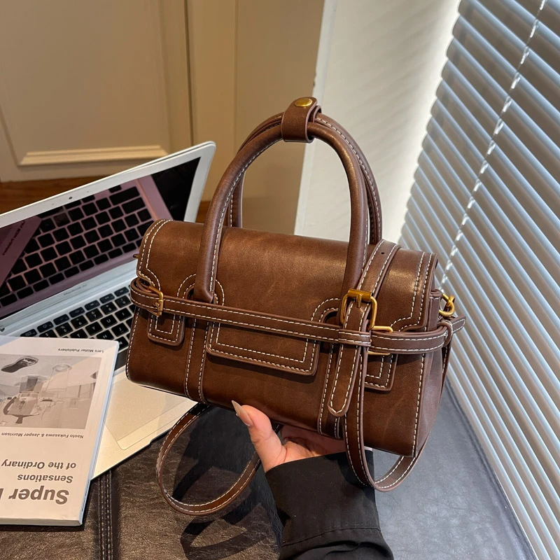 

Trendy Leather Crossbody Handbag For Women With Vintage Style Simple Design And High-End Finish