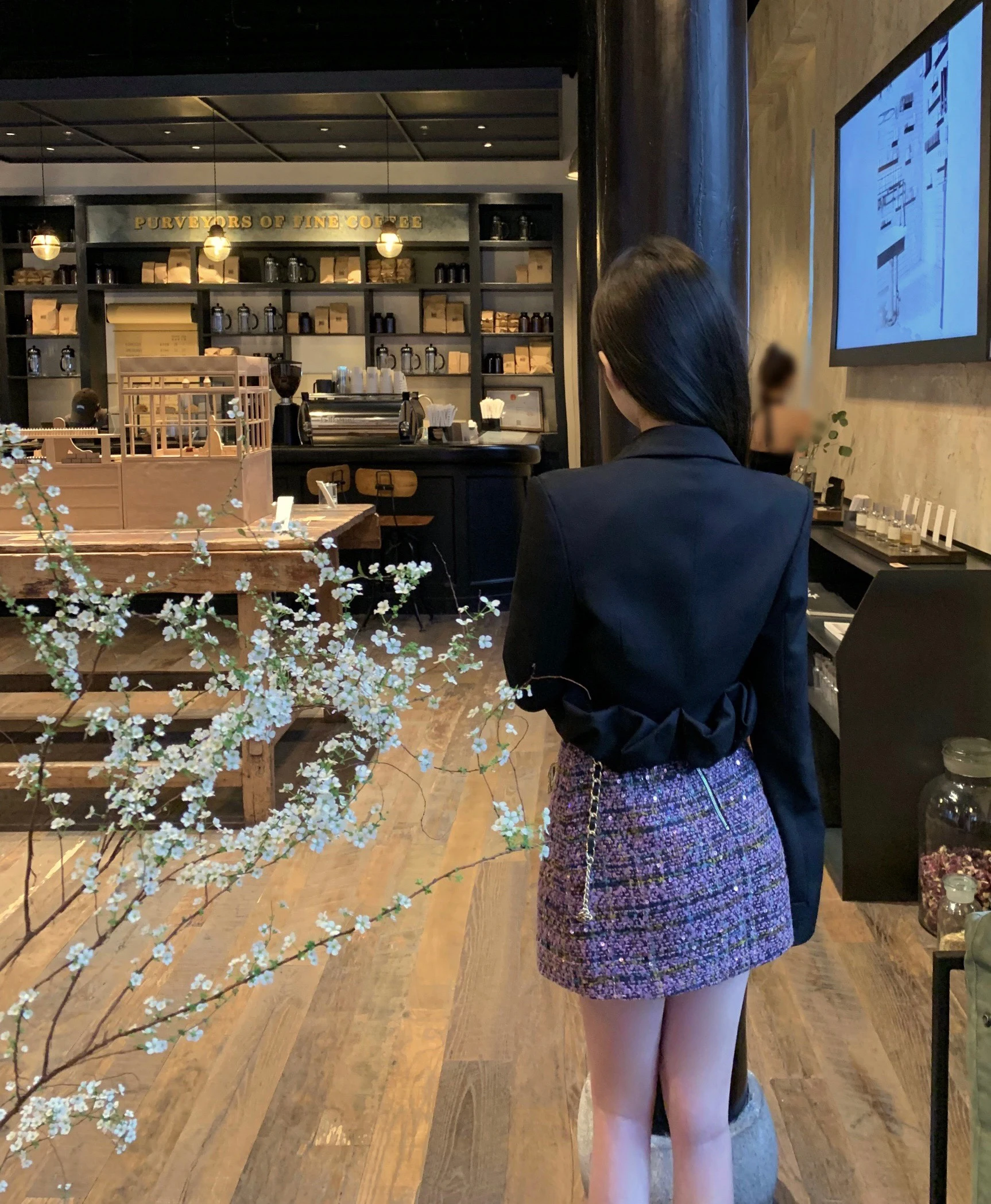 

Bla ort Плиссированный костюм ручной работы с облачным подолом от CHICYOU Универсальный прямой крой из смеси шерсти Длинный свеч Торжественная одежда для молодых женщин