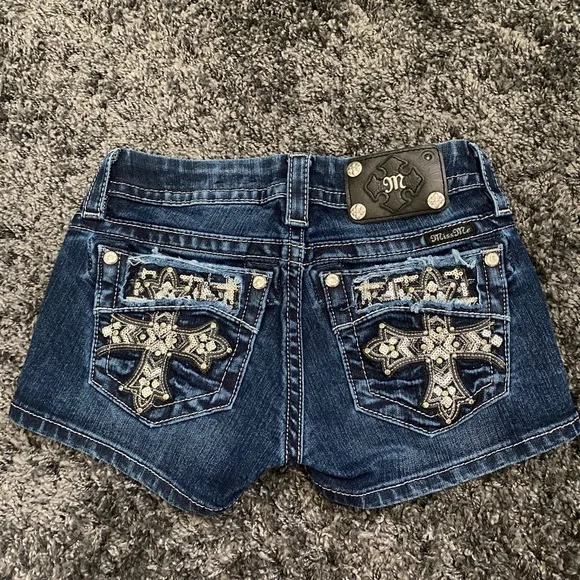 Y2K Mini Shorts Womens Harajuku Vintage Cross Graphic Pockets Embroidery Low Waist Shorts Gothic Sexy Hot Girl Hip Denim Shorts