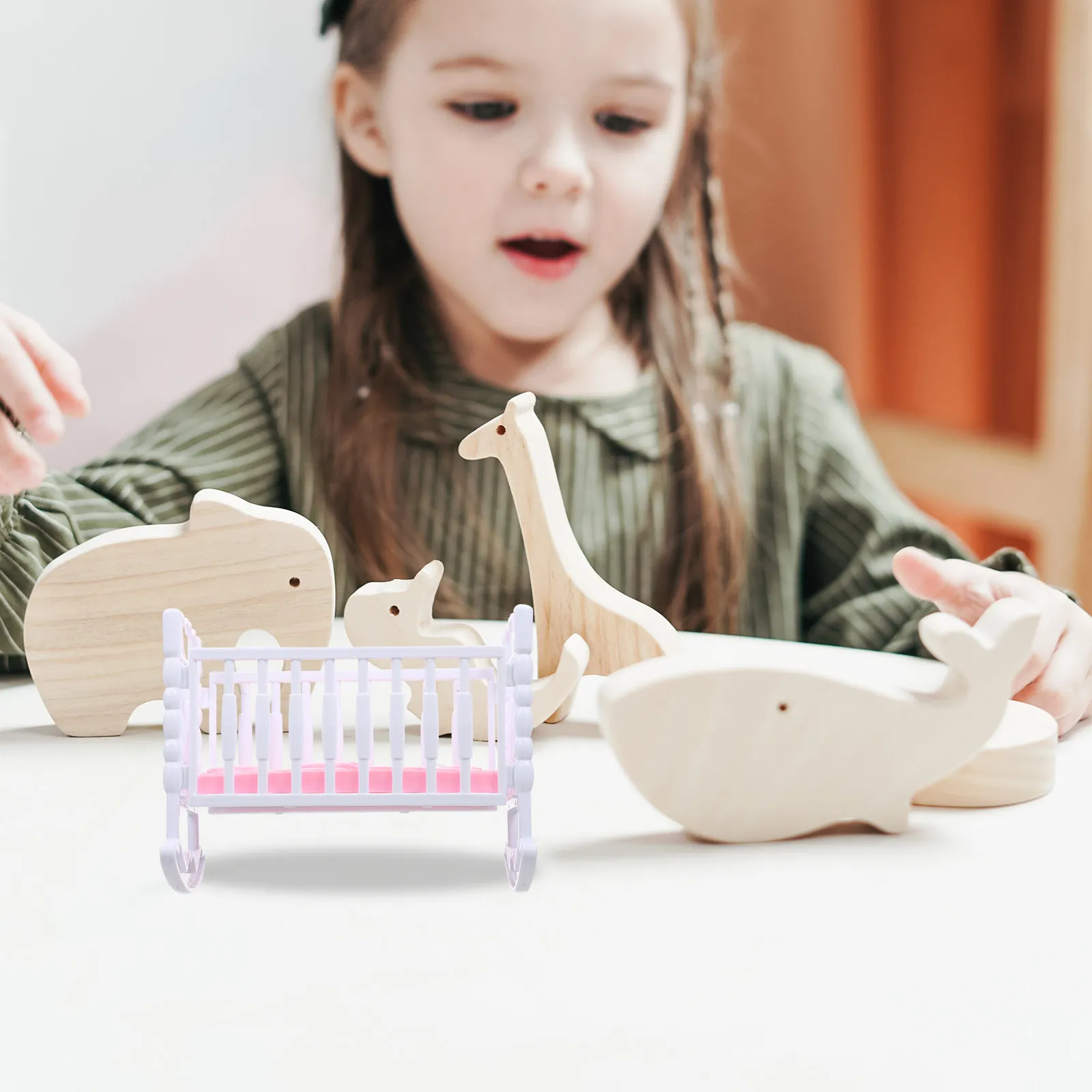 

3Pcs Simulation Cradle Play Set Children's Roleplay House Accessory Portable Safe Plastic Design for Imaginative Play and