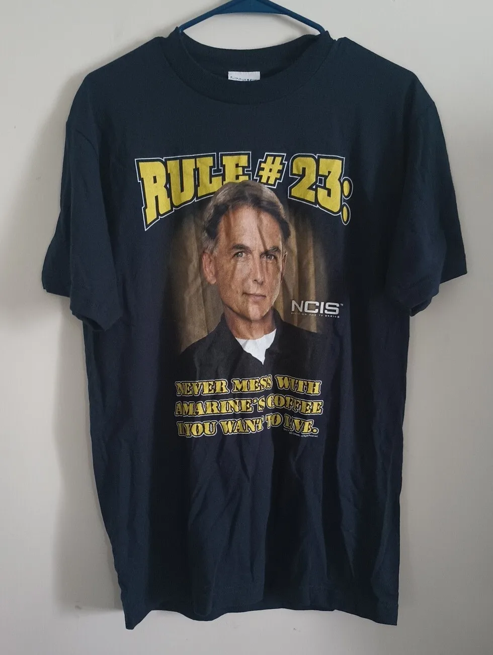 NCIS RULE #23: MEN'S BLACK Sz M TSHIRT BRIGHT GRAPHIC DESIGN VG CONDITION