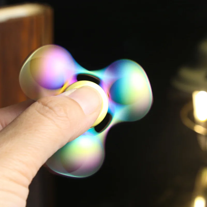اليد تململ سبينر EDC الإصبع الغزل العلوي تلميح الدوران المعادن مكافحة لعبة لتخفيف التوتر للأطفال تخفيف القلق الأشياء الأدوات