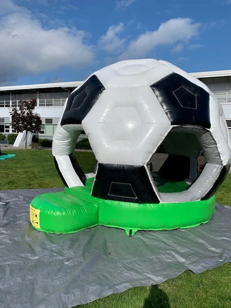 

Football Inflatable Trampoline Children's Inflatable Jumping Bed Children Bouncy Castle Bounce House Inflatable Castle