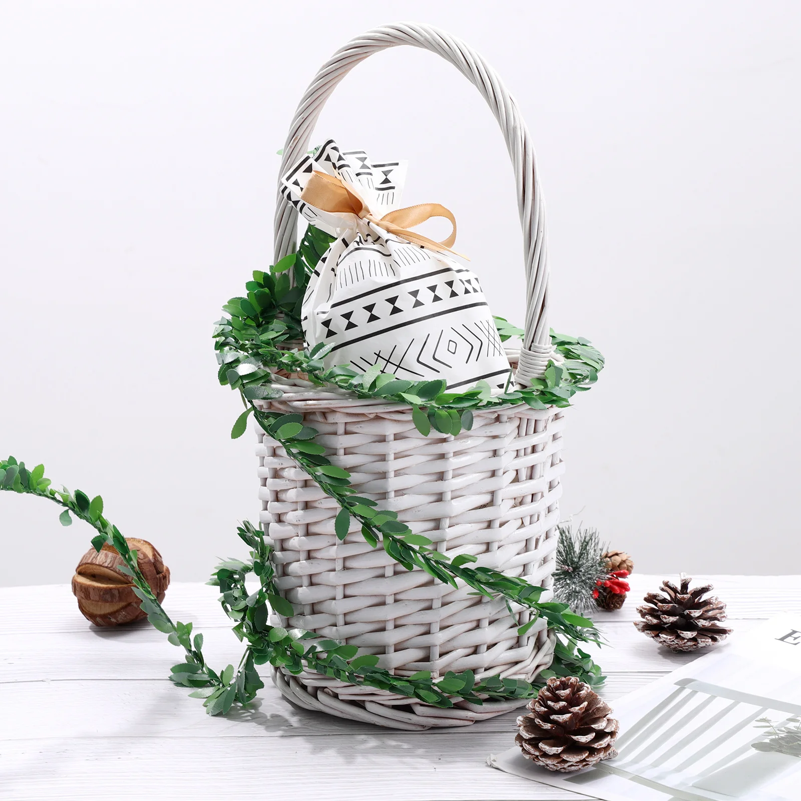 

7. Simulated Vines Garland Foliage Green Leaves Artificial Hanging Decor For Wedding Party Home Bar Coffee Store Diy