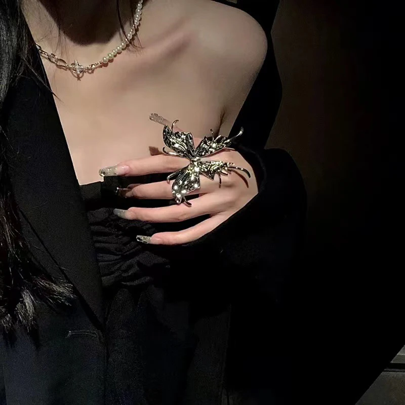 Punk Butterfly Ring Black Exaggerate Gothic Three-Dimensional Vintage Ring Gift vintage accessories