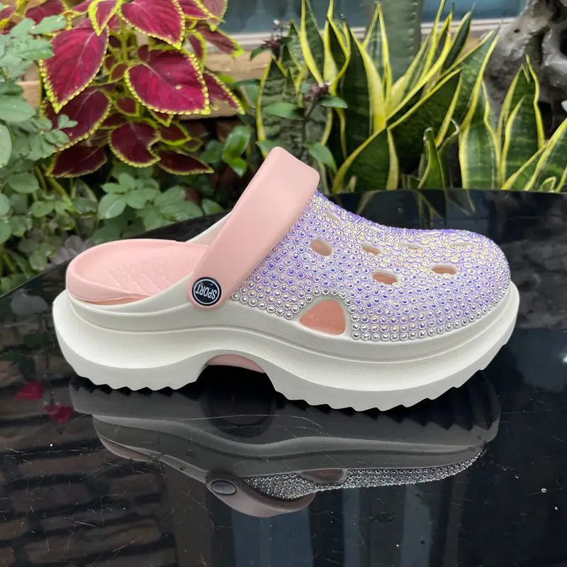 New Simple White and Pink Hole Shoes, Handmade Diamond-encrusted Sandals, European and American French Women's Beach Slippers