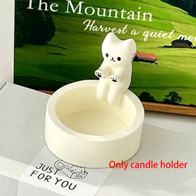 New things feline - Exquisite piece for enhancing any room's ambience - Delicate and graceful Cat-shaped Candle Holder - Perfect