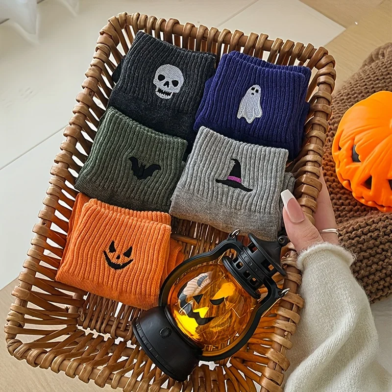 5 Paar mittellange Socken der neuen und schrulligen Halloween-Serie für männliche und weibliche Paare für den täglichen Gebrauch, bequeme und lässige Socken