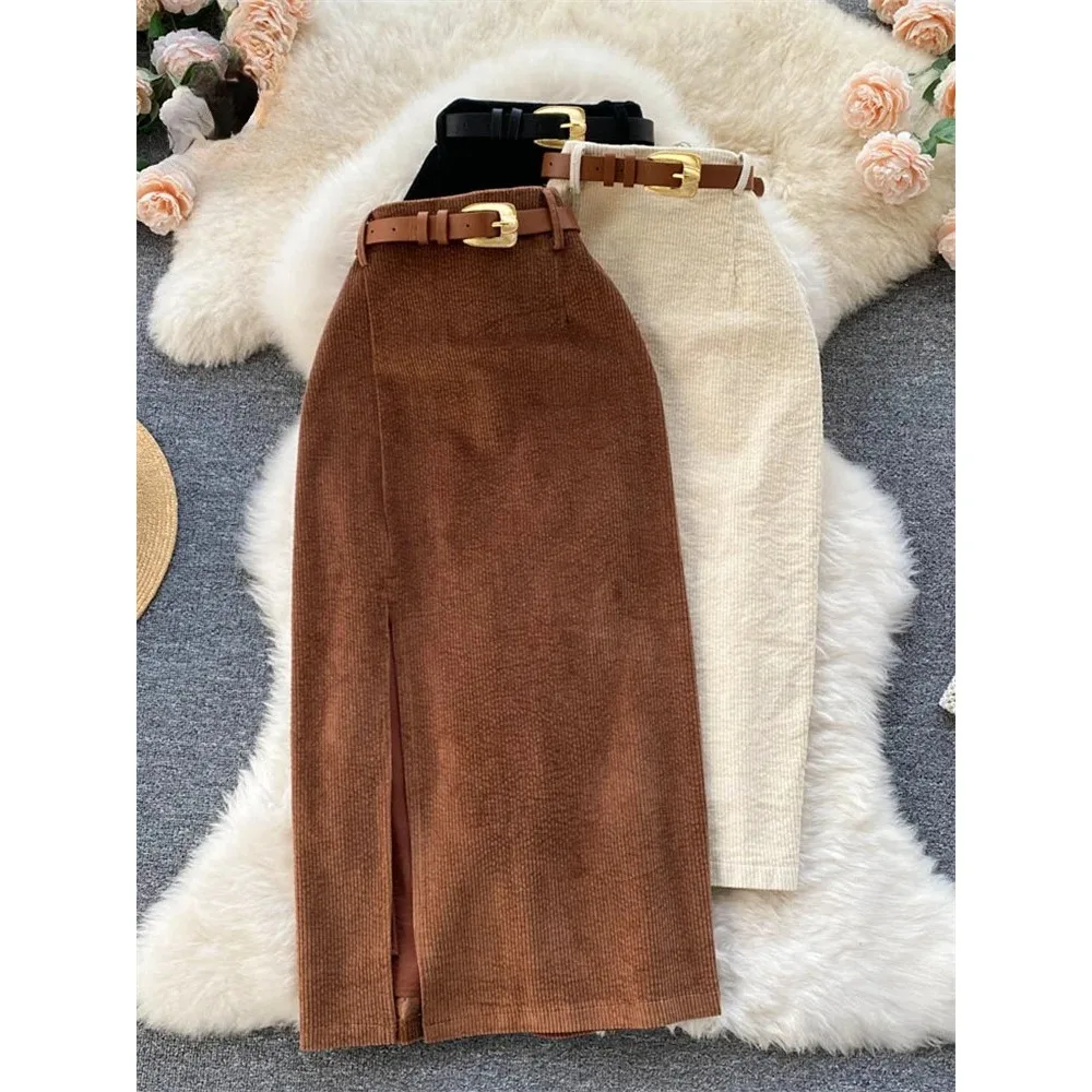 المرأة الكورية سبليت مثير تنورة طويلة 2025 الشتاء سروال قصير سليم سميكة الشارع الشهير موضة خمر الخريف Bodycon تنورة خمر