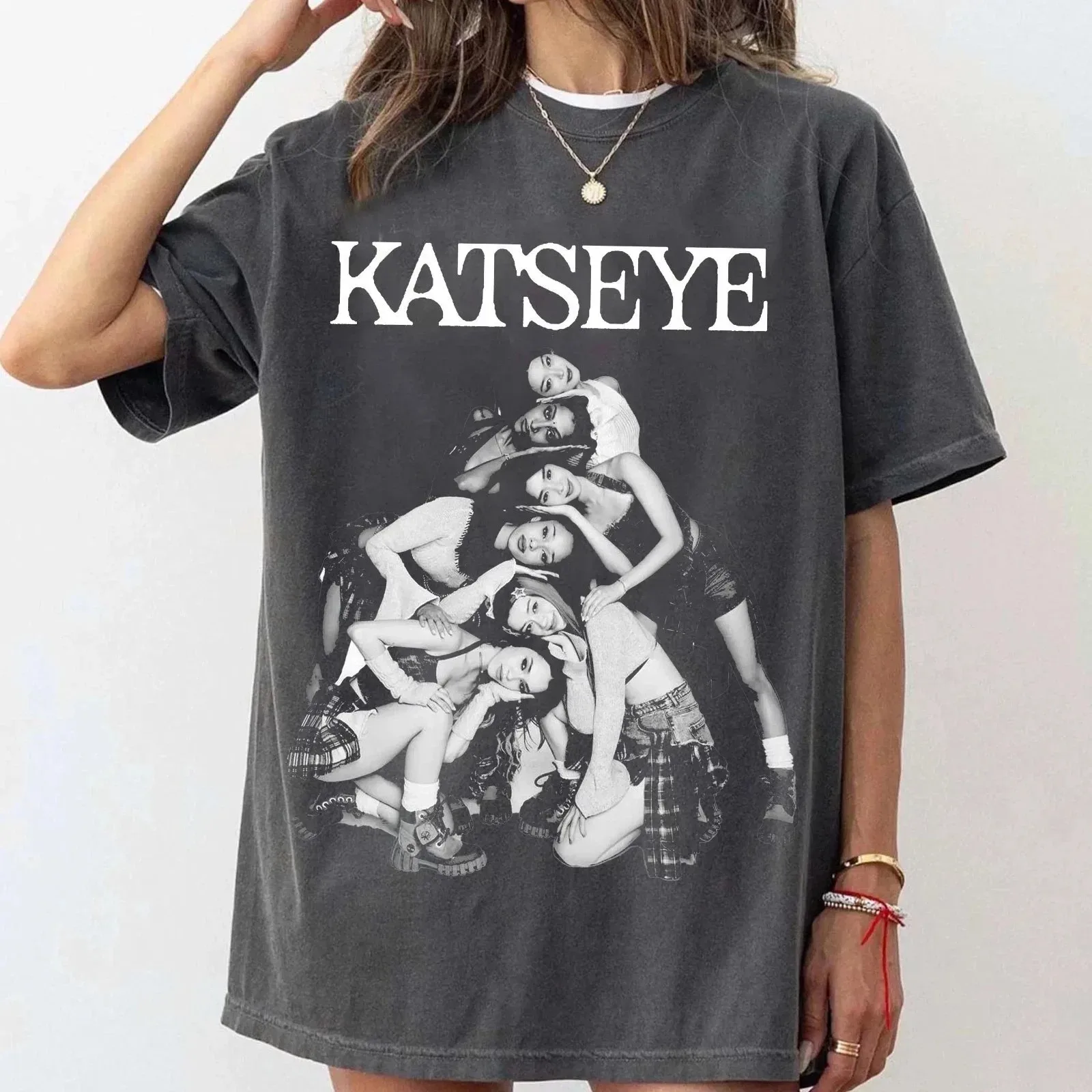 Kpop Gabriela Katseye Tee Shirt Oversized Y2k Beautiful Chaos Tracklist Katseye World Tour T-shirt Women Katseye High Street Tee
