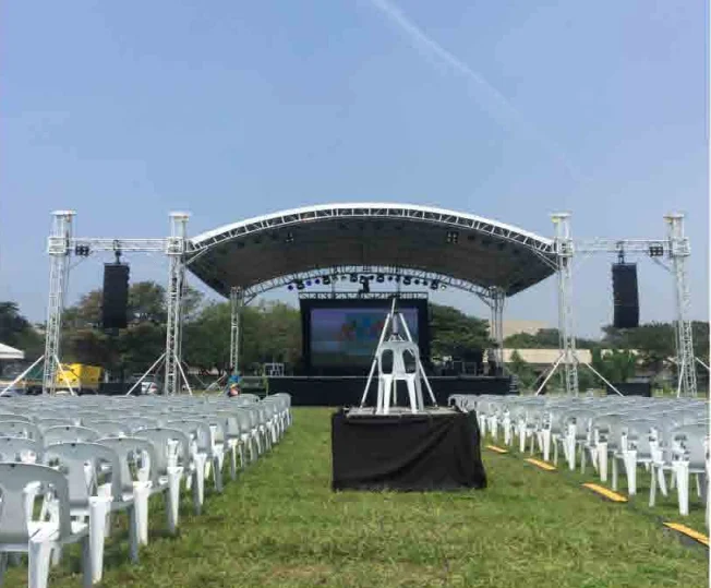 

Каркасная конструкция сцены из разборных алюминиевых ферм для церемонии закладки фундамента Lowes