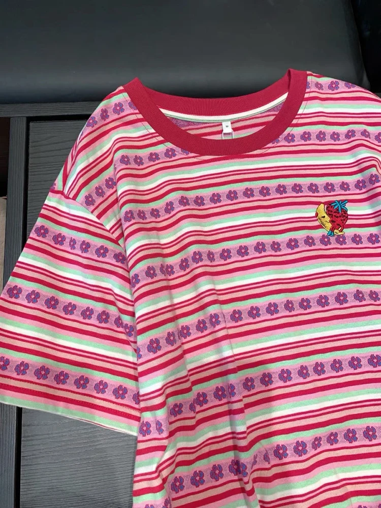 Cseta sex de Verão com Estampa Floral Vermelha Retro, Decote Redondo e Mangas Curtas, Estilo Coreano, Versátil e Sem I...