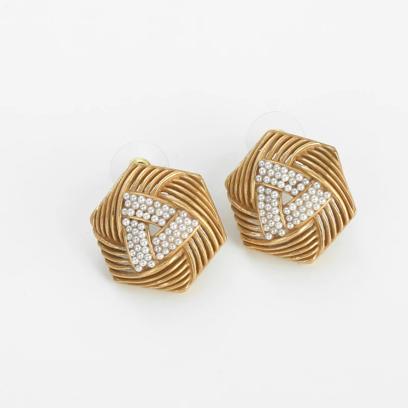 Vintage Hollow Hexagonal Pearl Earrings For Women Luxury Art Deco Gold Color Jewelry Brand High Quality Gift 2026 Anniversary