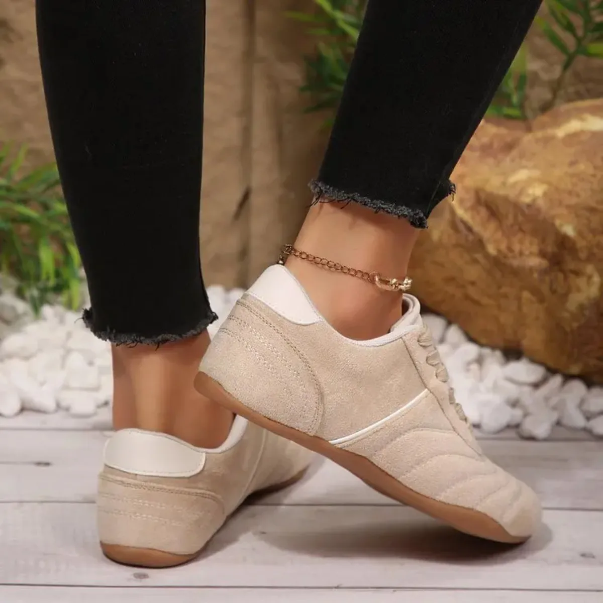 Damen-Sneaker aus natürlichem Wildleder zum Schnüren, 2026 Neu, runde Zehenpartie, weich, bequem, lässig, für Outdoor, Autofahren und Spaziergänge – Detail 10