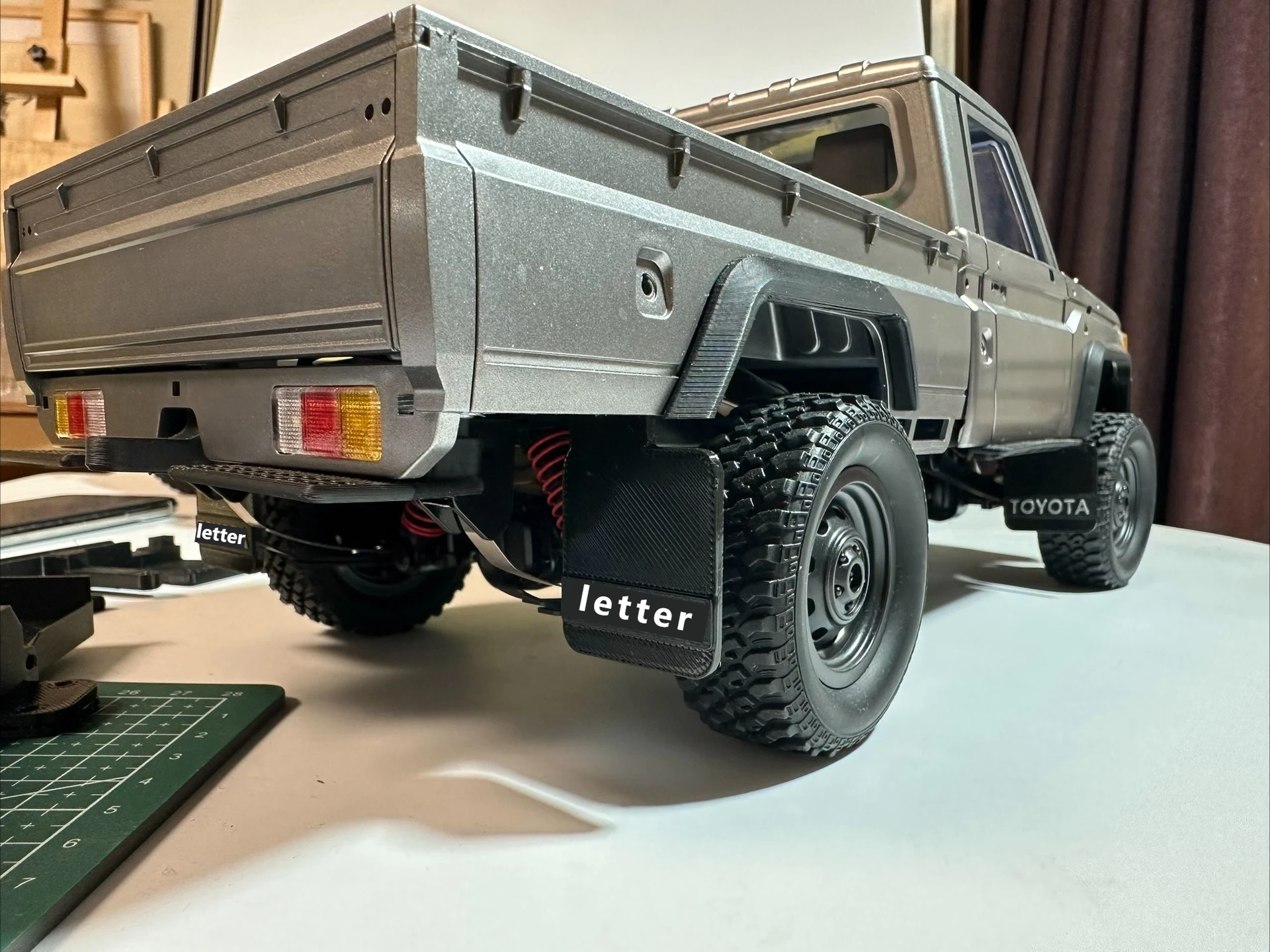 RC Crawler Upgrade Parts Custom 4‑Pcs Module‑Style Mud Fender Set For MN82/MN82 Pro 1/12 Mod Spare Replacement Accessories