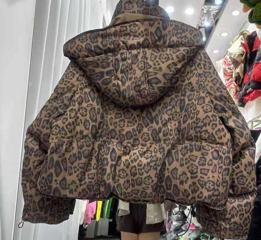 

Leopard Print Bread Jacket Women's Short Hooded Thickened 2025 New Winter Hot Loose Jacket
