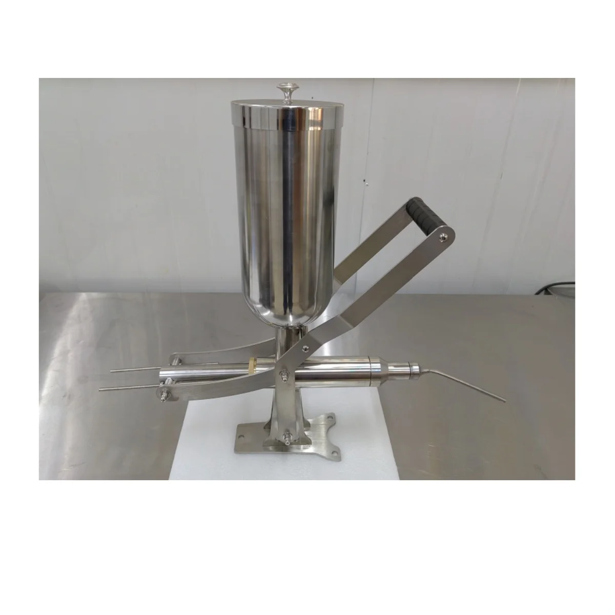 

304 Stainless Steel Hand Manual Cream Puff Donut Injector Jam Filling Machine For Cake New Condition