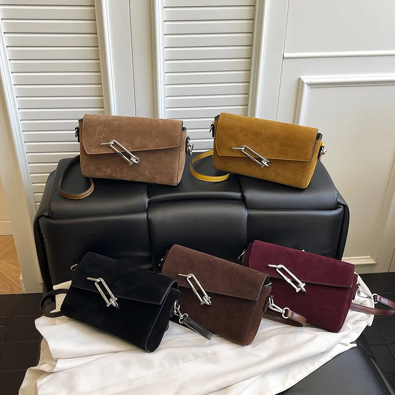 

2025 Suede Lock Box Bag Womens Luxury Niche Crossbody Shoulder Purse Elegant Minimalist Square Handbag Fashionable Clutch