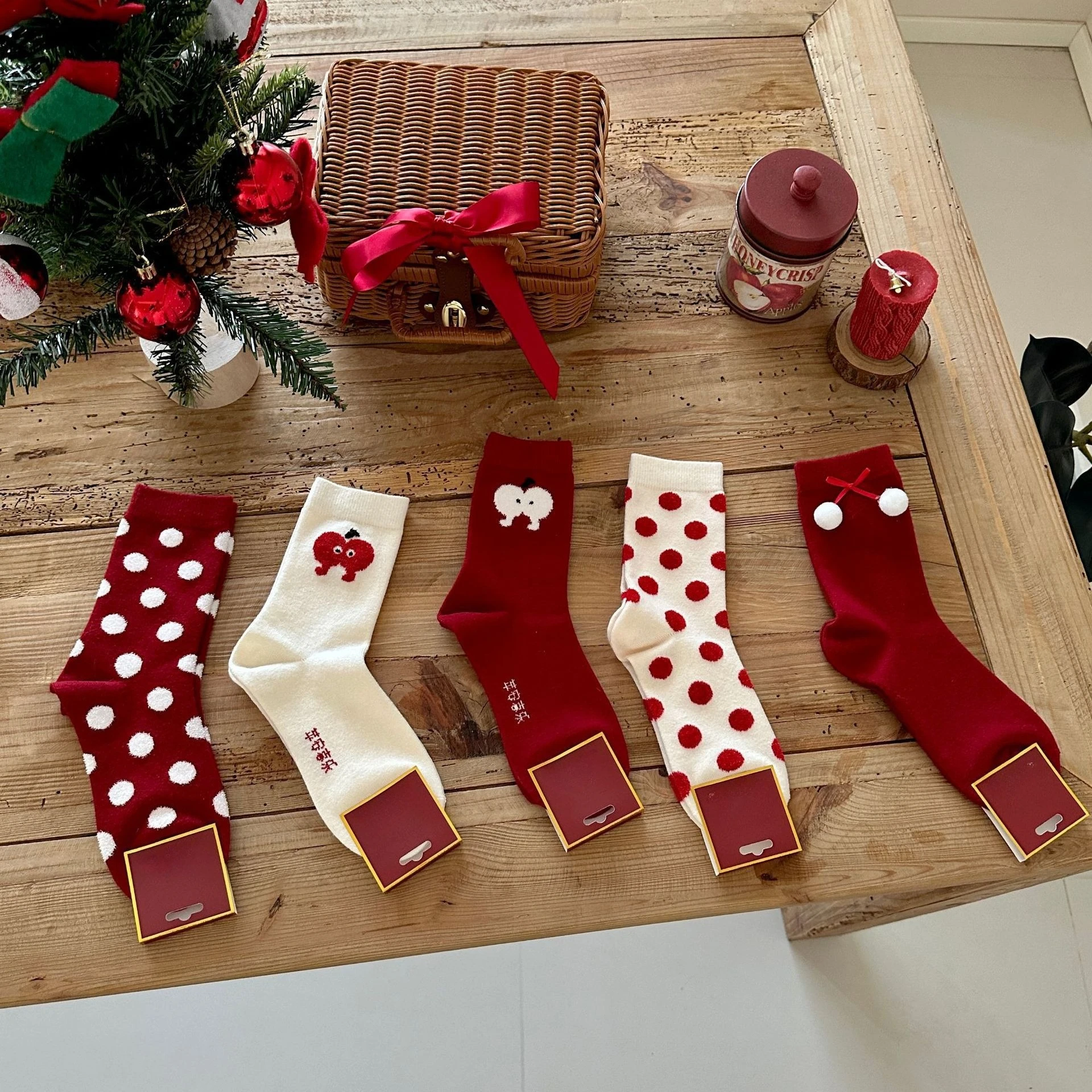 

Christmas Red Socks Creative Apple Polka Dot Women's Socks Fashion Solid Color Stacked Socks Holiday New Year Gift