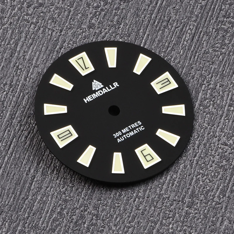 

Heimdallr 28.5mm watch dial 3.0 O'clock dial C3 Luminous for NH35A movement HEIMDALLR watch parts dive watch dials