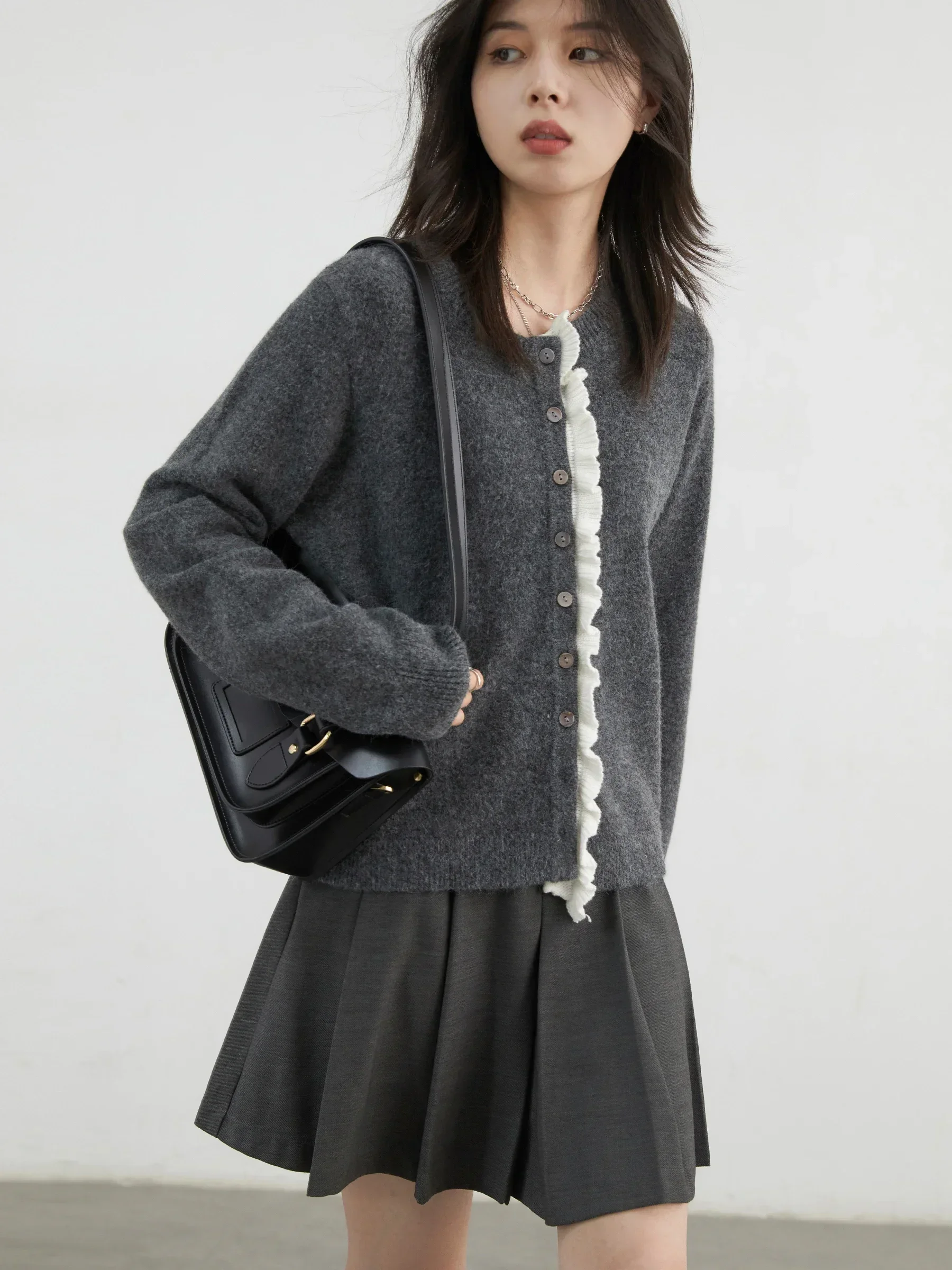 CHIC VEN Koreaanse Vrouwen Truien Casual Single-breasted O Hals Patchwork Gebreid Vest Vrouwelijke Top Herfst Winter 2025