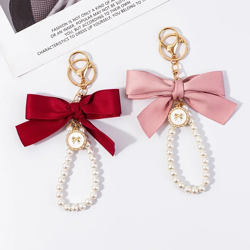 Vintage Faux Pearl Chain Keychains for Women Cute Heart Bow-Knot Charm Handbag Purse Decor Car Keyring Headphone Case Accessorie