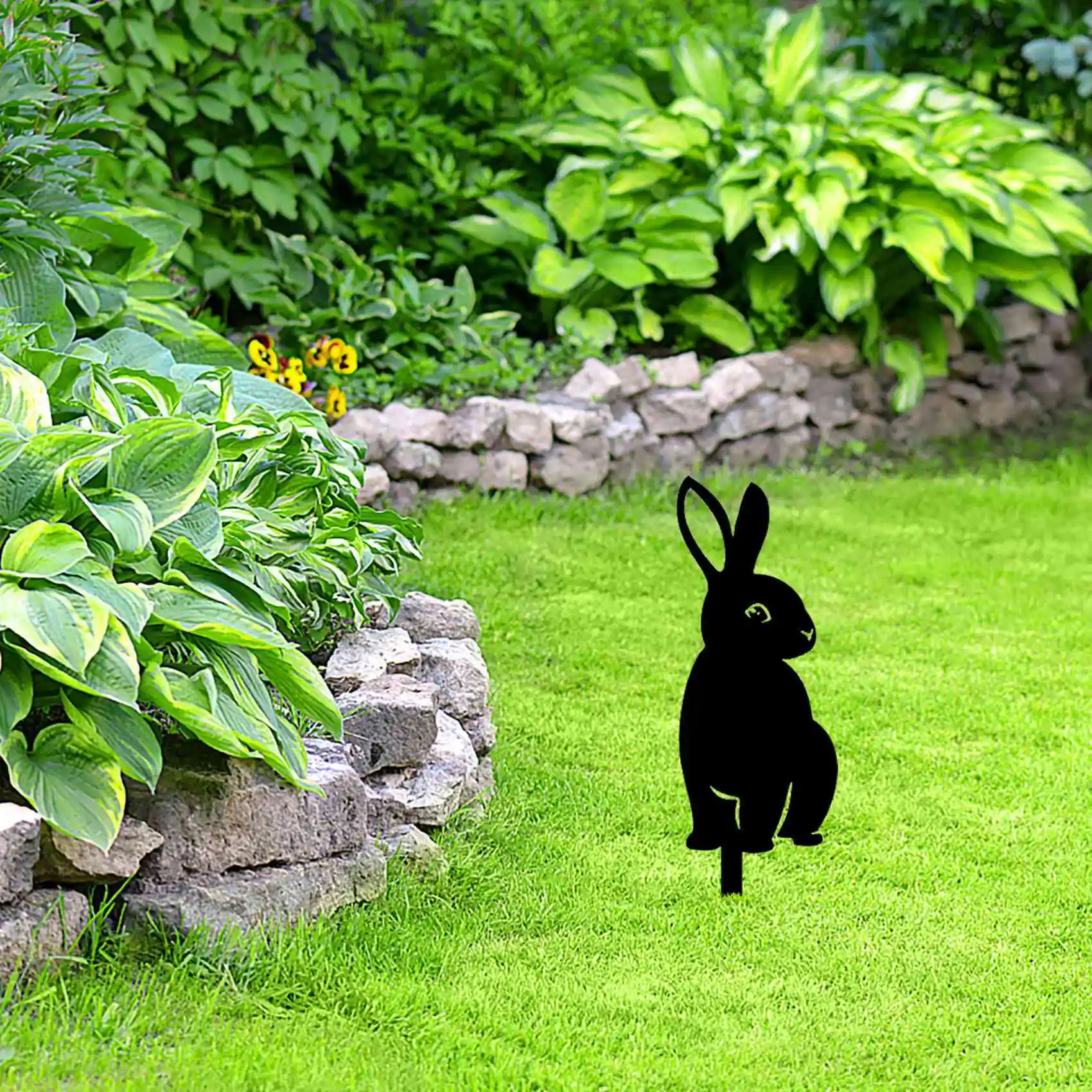 ABNL Squirrel Yard Art Decor Outdoor Lawn Black Metal Squirrel Silhouette Decor Garden Ground Insert Backyard Lawn Stakes
