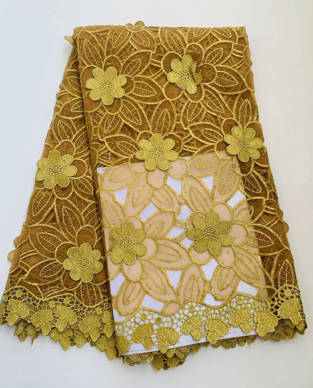 

Высококачественная нигерийская хлопковая ткань с пайетками и вышивкой, кружево, фатин для свадебных и праздничных платьев, шифон, 5 ярдов, TY010 (2026)