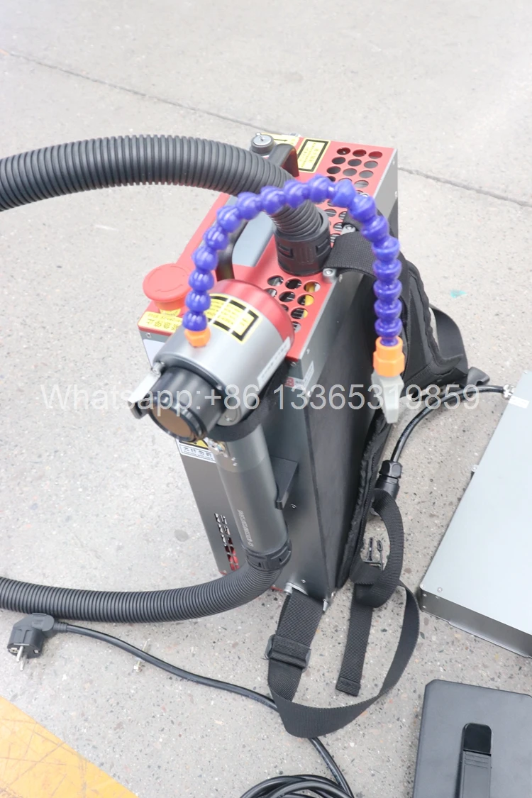 Mini Type Laser Rust Removal Machinery Price 100W Mopa Small Portable Rust Remover Fiber Laser Cleaning Machine