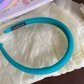 Hole blue