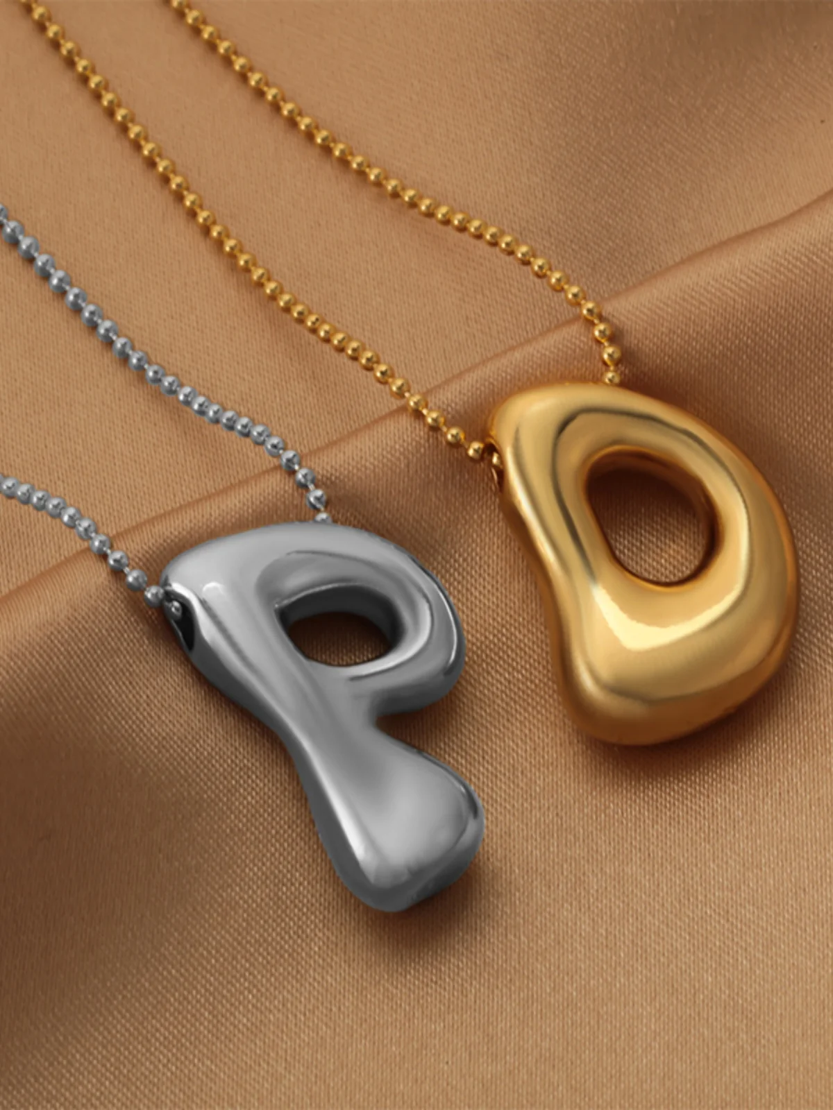 Cute Smooth Letter Nelace Plump Pendant Faion Simple Clavicle Chain Cross-Border Bestseller Fre out Alloy ex