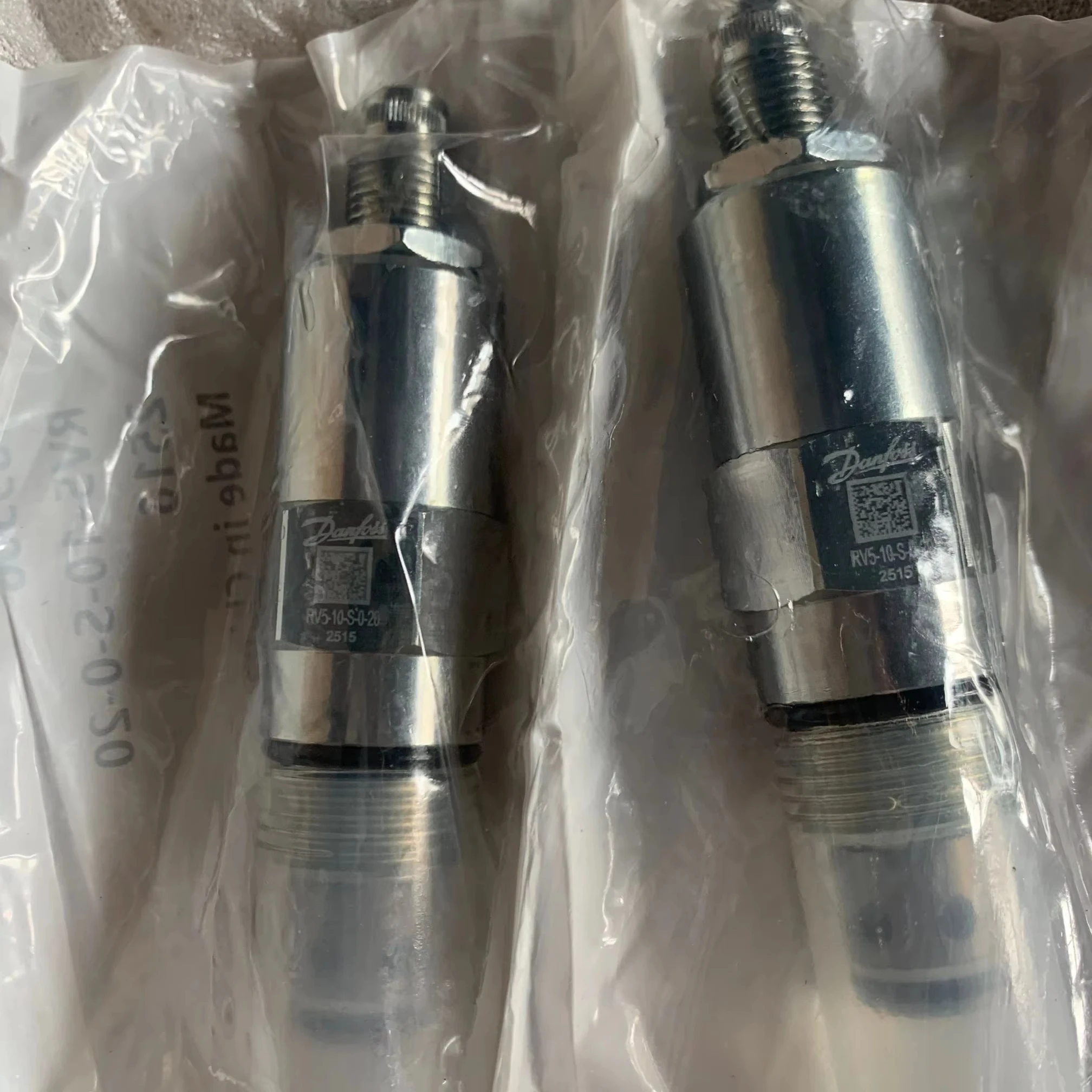 889566 RV5-10-S-0-20 Original Cartridge DAN FOSS   vick ers IH Valve Relieve Valve Rv5 10 s 0 20 in Stock competitive
