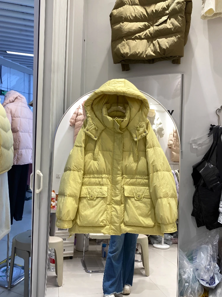 Chaqueta acolchada corta para mujer, abrigo informal holgado de talla grande para otoño e invierno, prendas de vestir cálidas y gruesas con capucha, abrigo de plumón de pato blanco, novedad de 2025