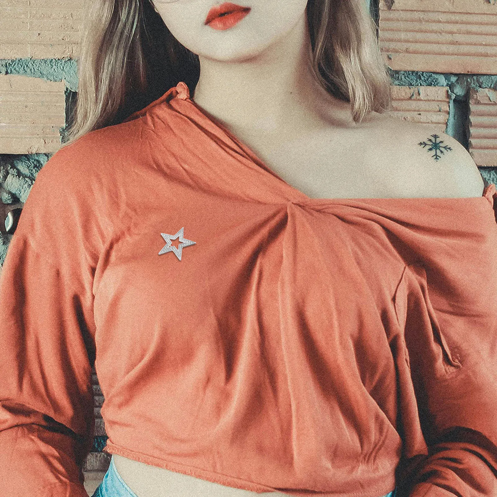 

2Pcs Five-Pointed Star Lapel Pin Zinc Alloy Dress Brooch Suit Accessories Men Women Scarf Clip Star Brooch Pin