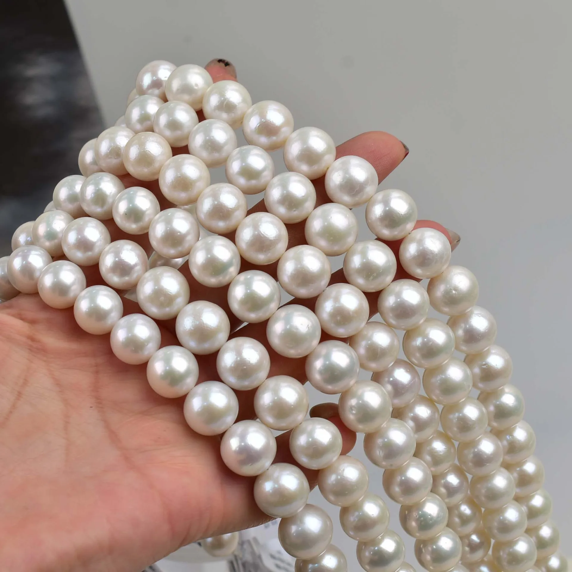 

Freshwater Pearl Necklace 11-13mm Nearly Round Strong Light Flaws, High-grade Pearl Necklace Extra Large Work in Progress