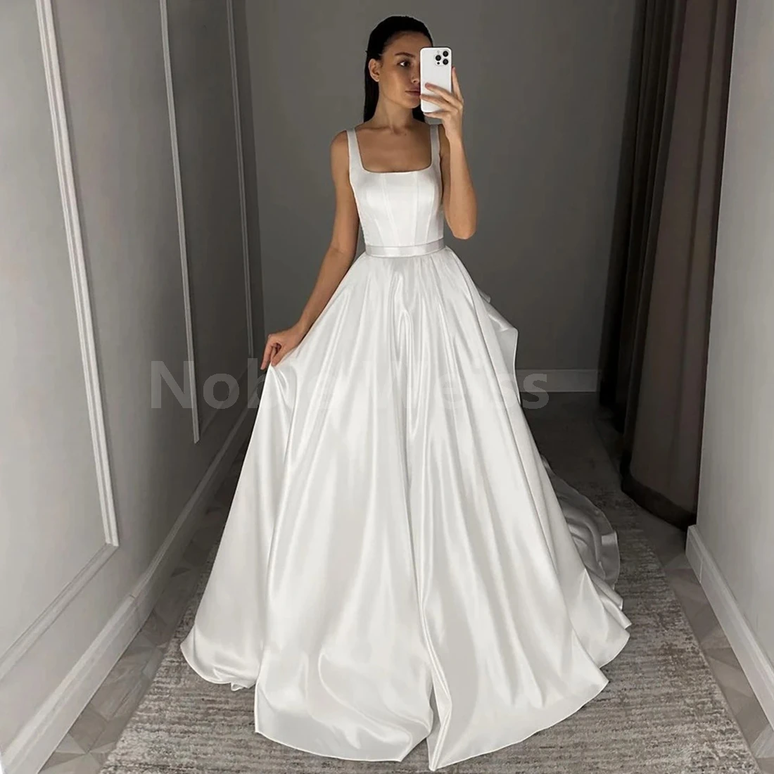 Elegant Sweep Train Wedding Dresses for Women Bridal Square Collar Satin Sleeveless Dress Customized