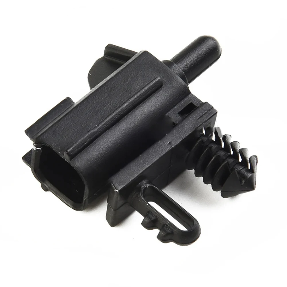 

Easy Installation Automotive Sensor Temperature Engine Diagnostics Black Intake Air Sensor Anti-aging Properties