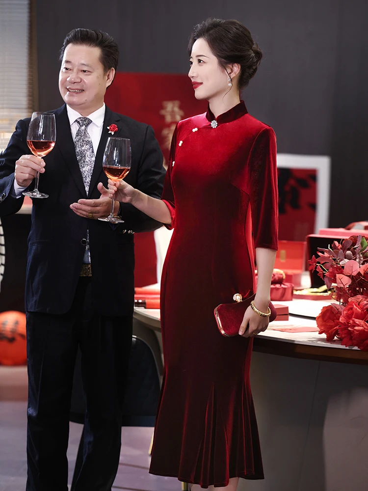 

Red Velvet Mommy Wedding Dr Ele Young Chinese Sle New Bride In-Laws Wedding Banquet Autumn Winter Wedding Celebration